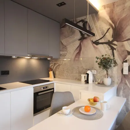 Viva Lila Apartment, Free Parking, Close To Vistula River - By Homelike Apartament *