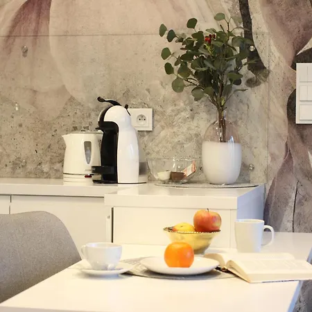 Apartament Viva Lila Apartment, Free Parking, Close To Vistula River - By Homelike