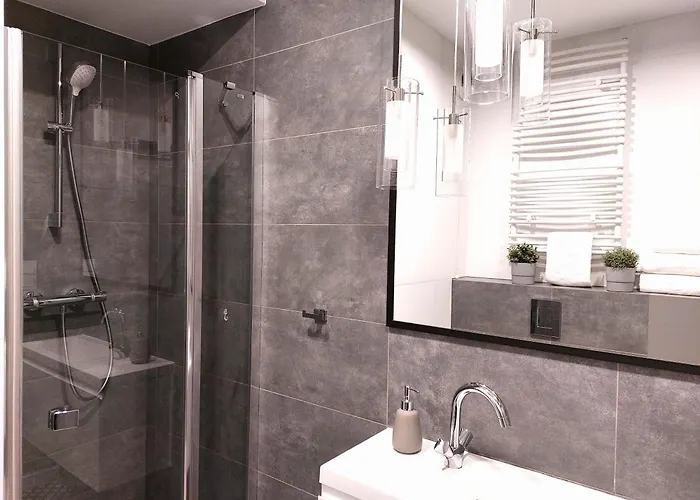 Viva Lila Apartment, Free Parking, Close To Vistula River - By Homelike Apartment Krakow